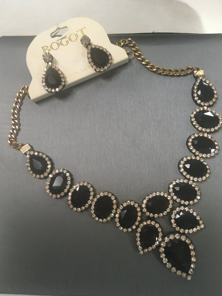 Black Crystal statement necklace set