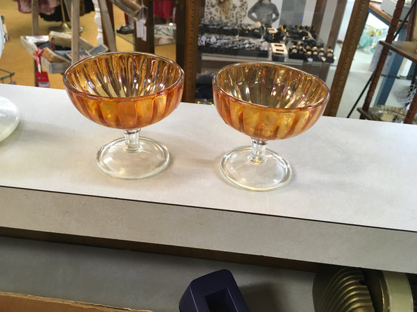 Vintage amber carnival ice cream dish clear footed preowned set of 2
